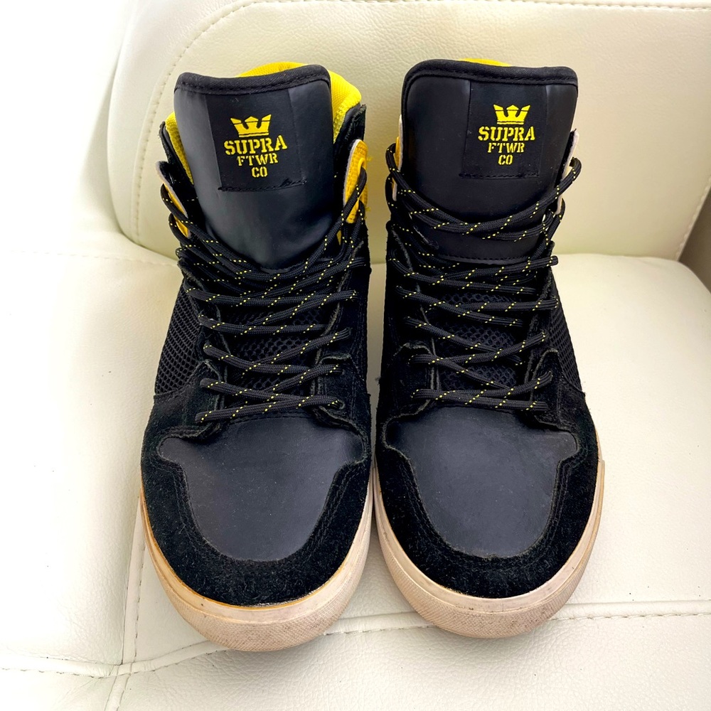 Supra Men’s Size 10.5 Black/Yellow High Top Sneakers